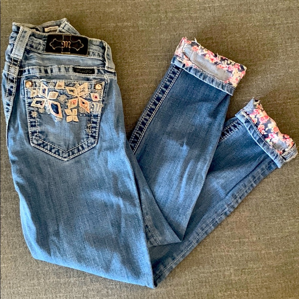 Size 26 Miss Me Signature Cuffed Skinny Jeans